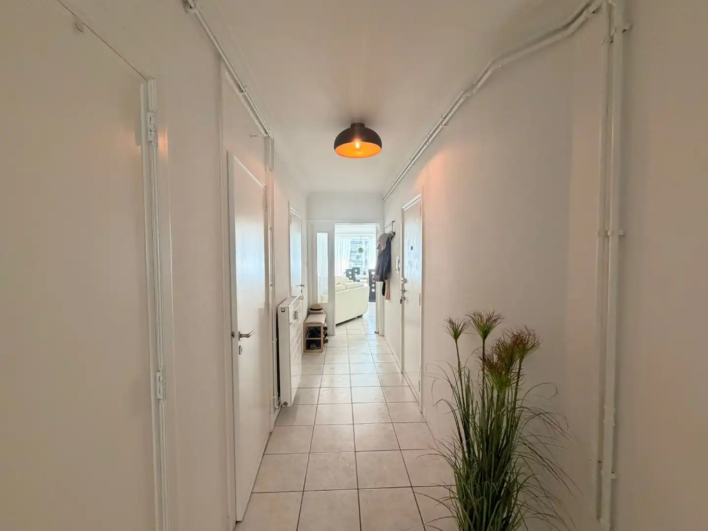 Instapklaar appartement op de hoogste verdieping, vlak achter de Zeedijk foto 5