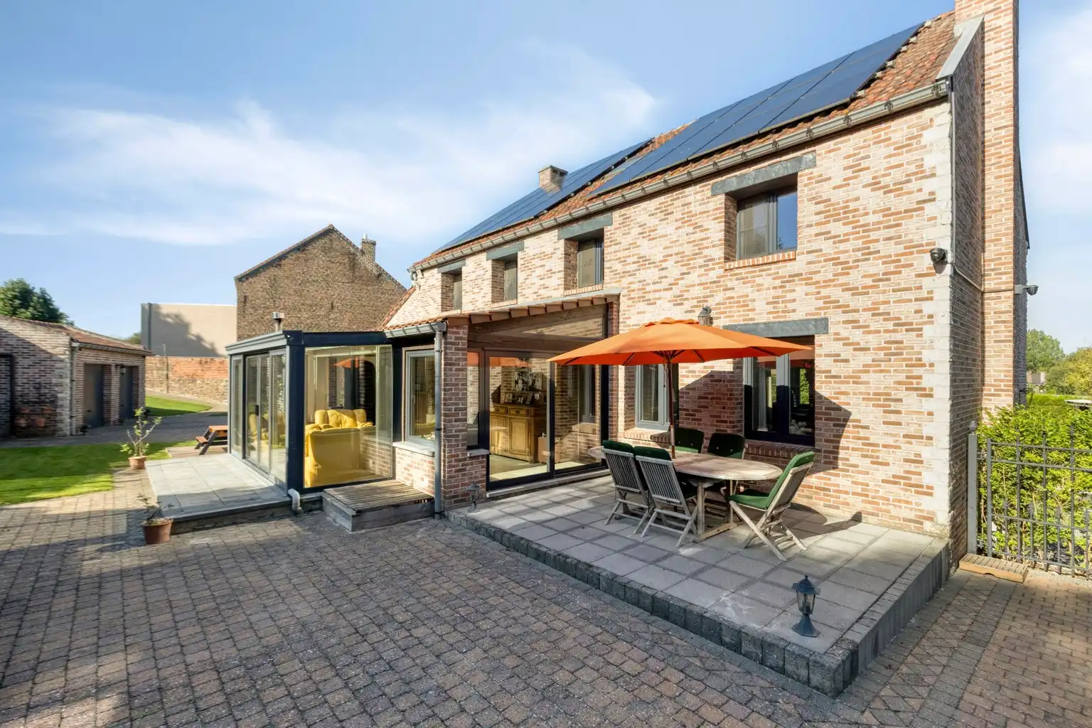 Mooie, ruime woning met tuin in Hoegaarden foto 24