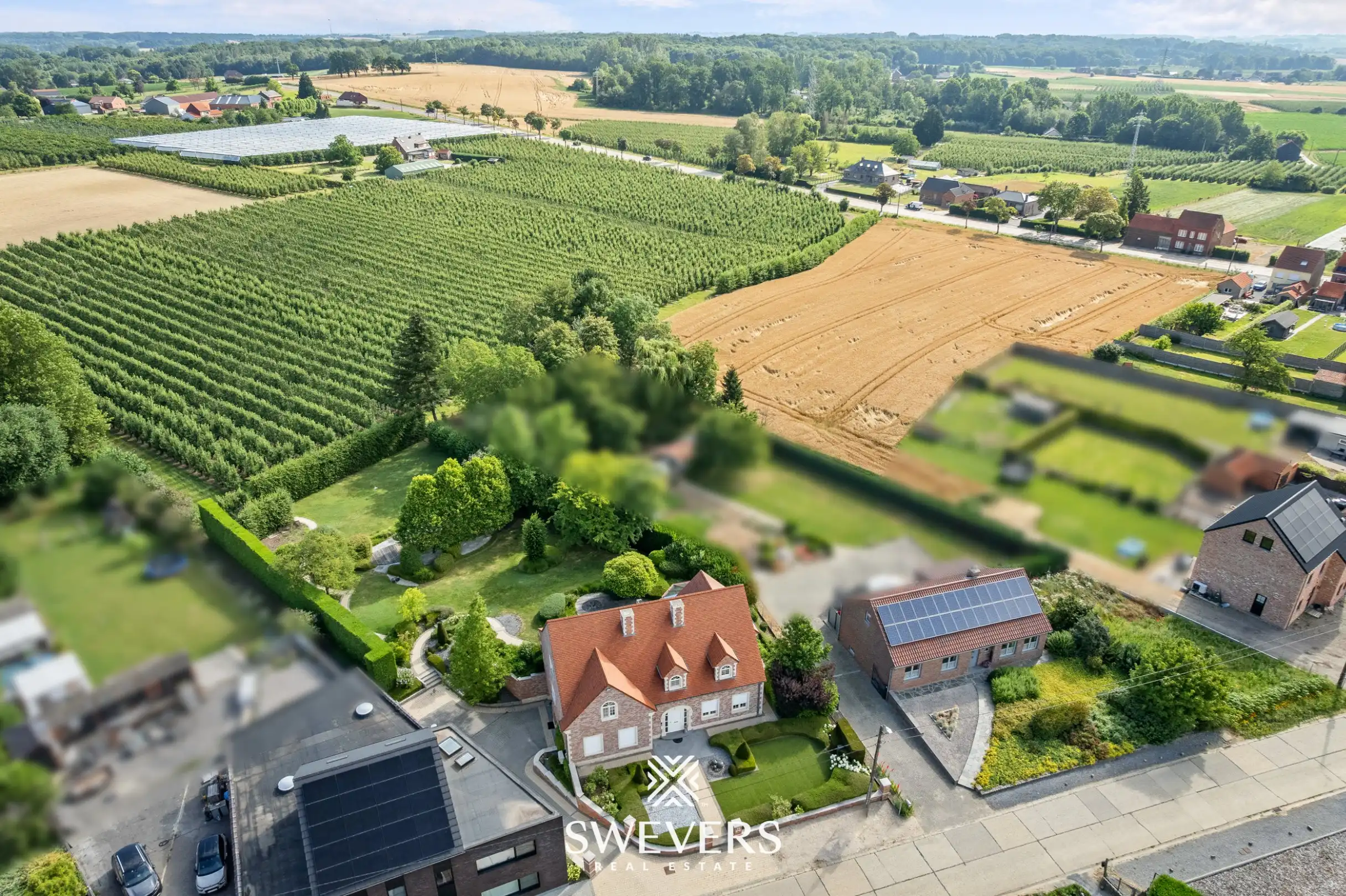 Ruime en instapklare villa met 5 slaapkamers op een perceel van 22a 96ca foto 30