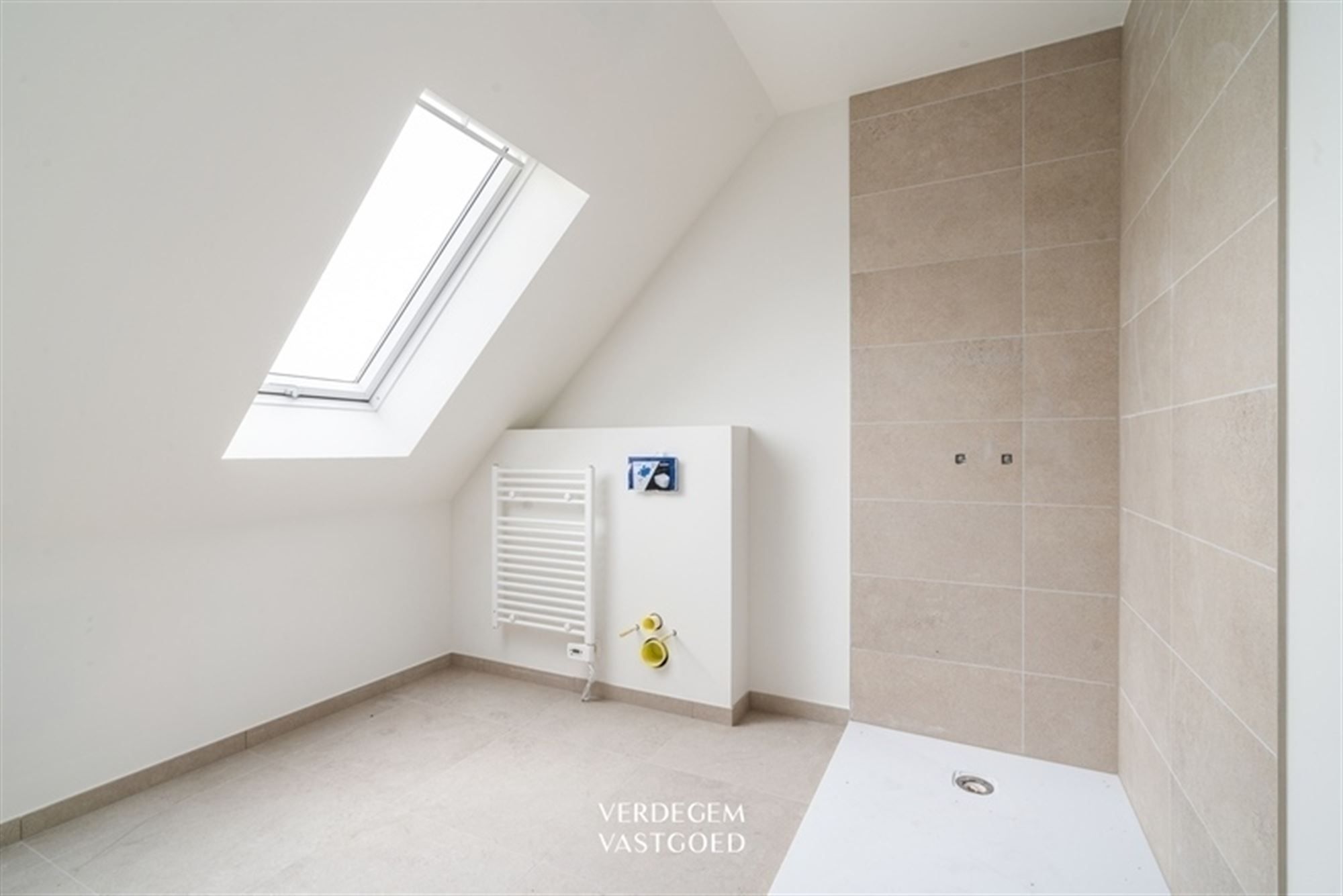 Prachtig duplexappartement met 3 slaapkamers en overdekt terras foto 11