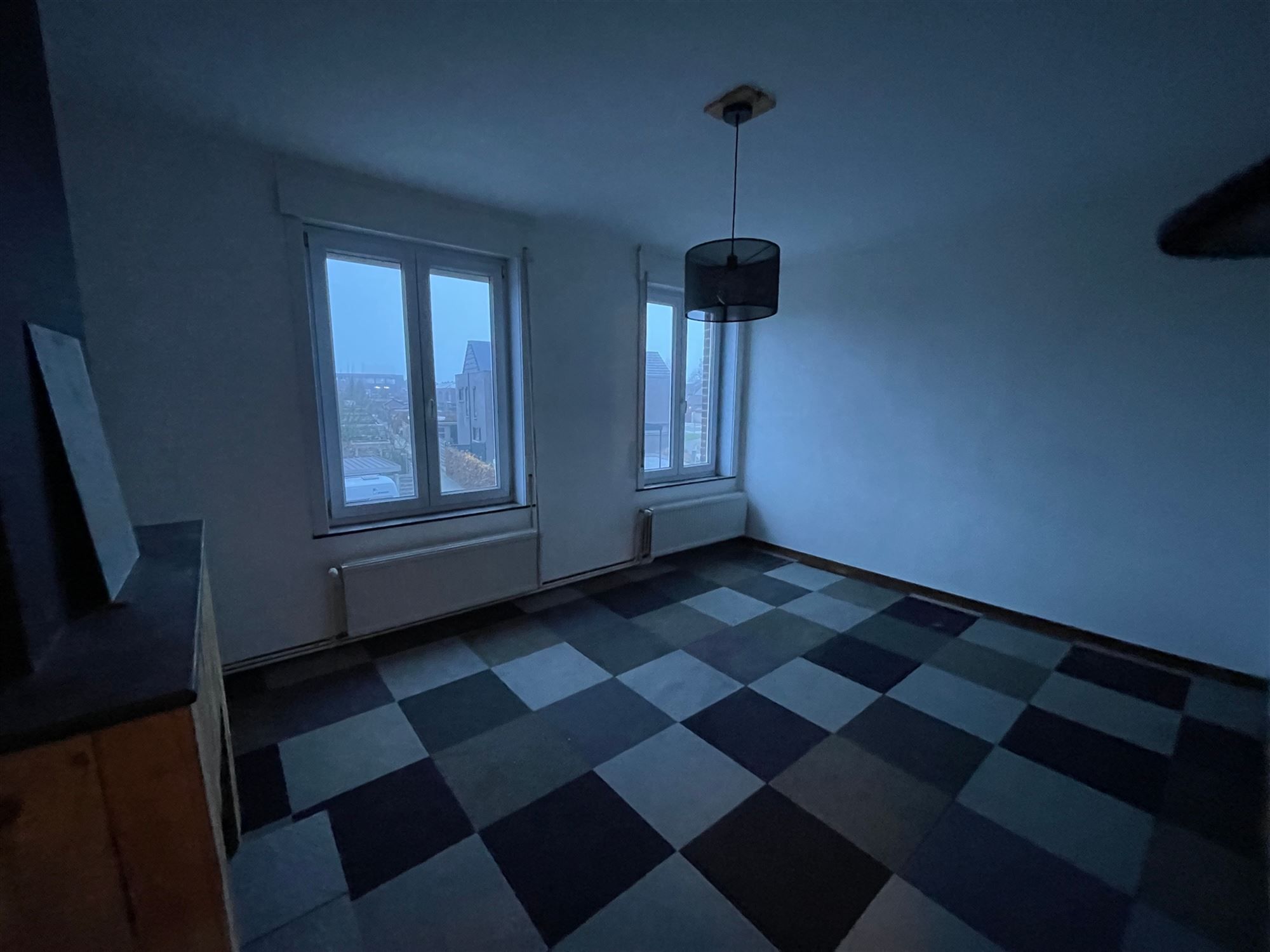 Woonhuis met dubbele garage foto 9