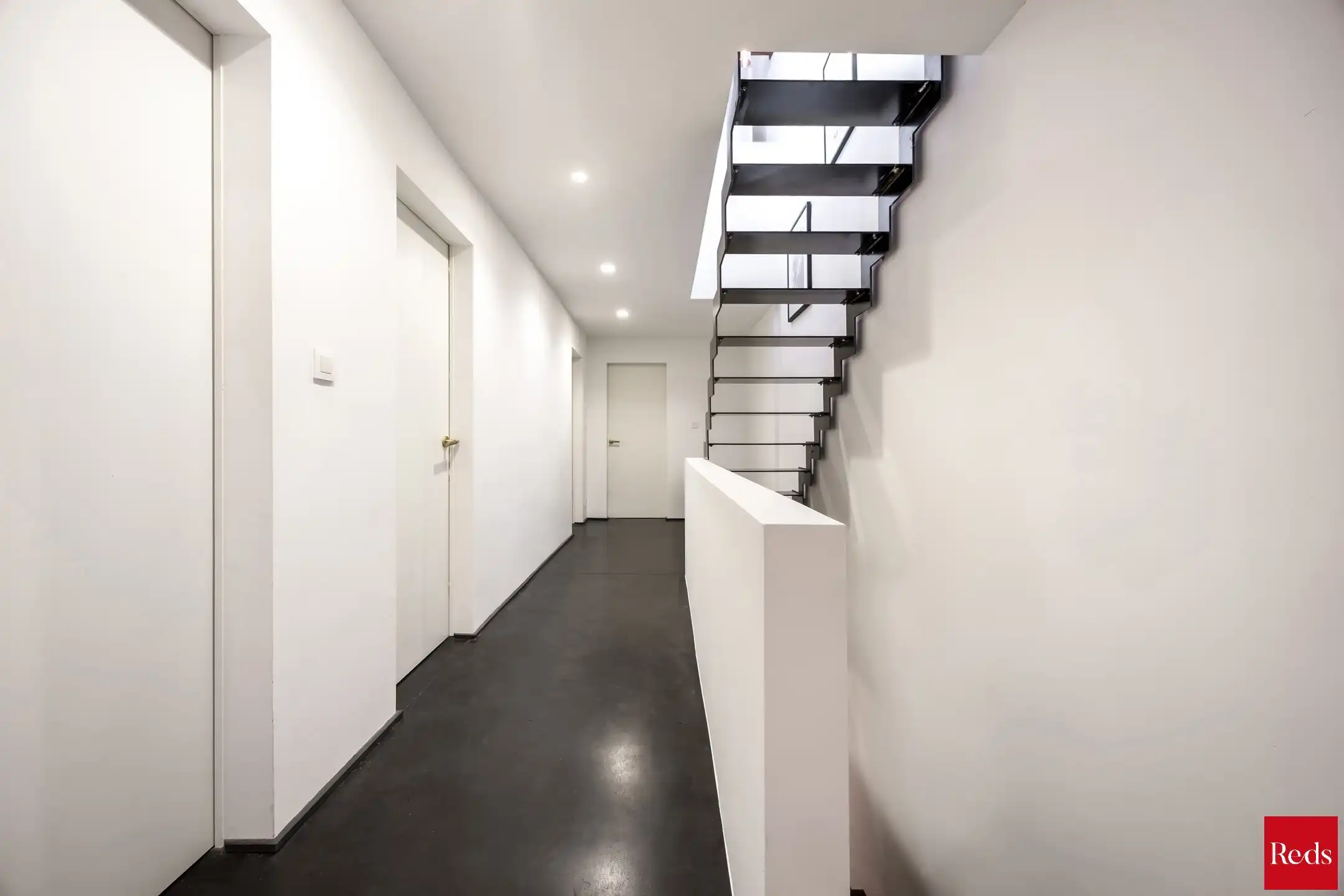 Stijlvolle, energiezuinige woning met rondom heerlijke tuin  foto 33