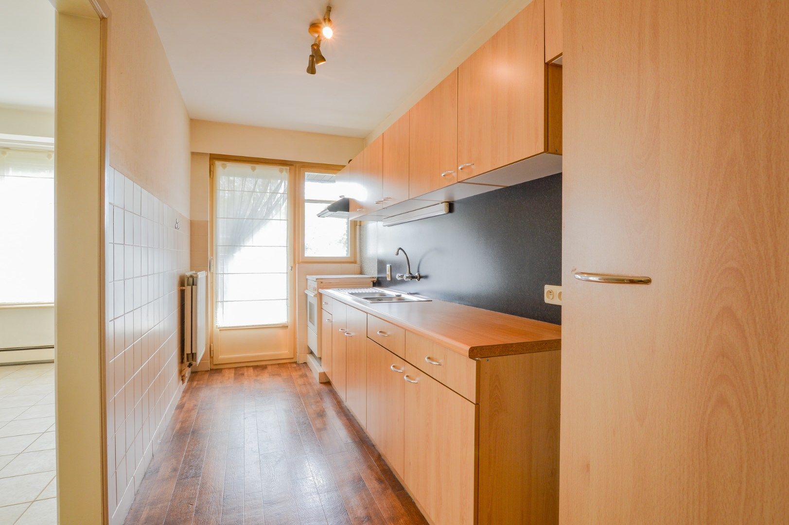 Ruim appartement op toplocatie met 3 slpks én garage in Sint-Andries foto 6