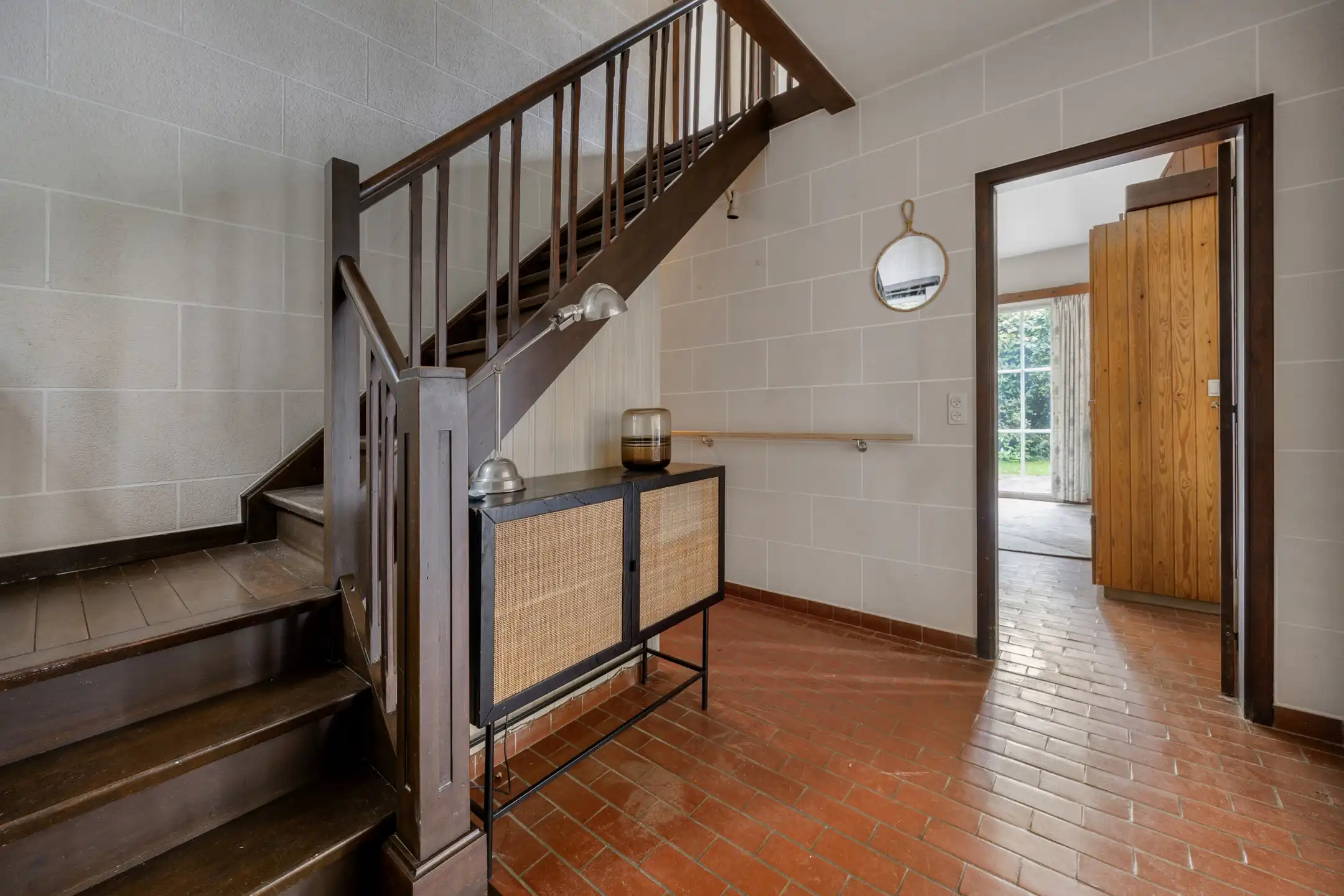 Te renoveren landhuis in groene wijk Hertebos foto 4