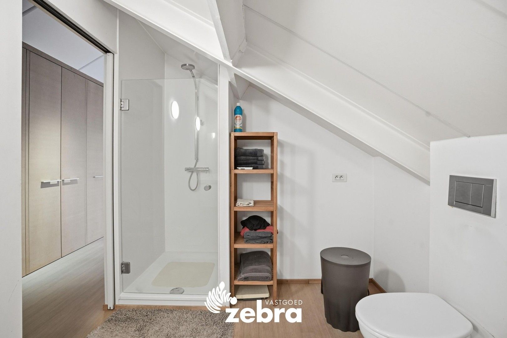 Unieke woning nabij het centrum van Meulebeke! foto 25