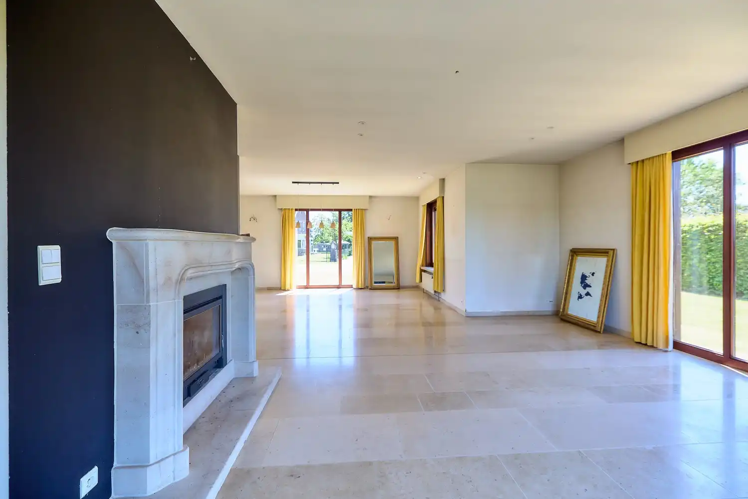 Ruime en degelijk gebouwde villa op groen perceel van 1318m² met zicht op de velden foto 6