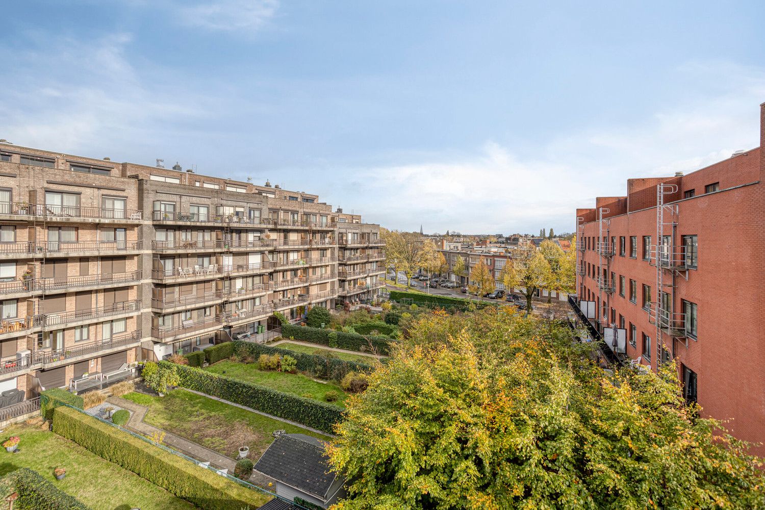 Zeer ruim 3-slk APP. met 2 terrassen en garagebox met extra parking! foto 16