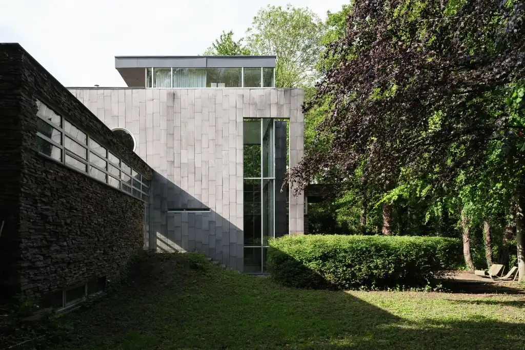 Vrijstaande architectenwoning (bvo 444 m²) op de grens met natuurpark Overmeers foto 10