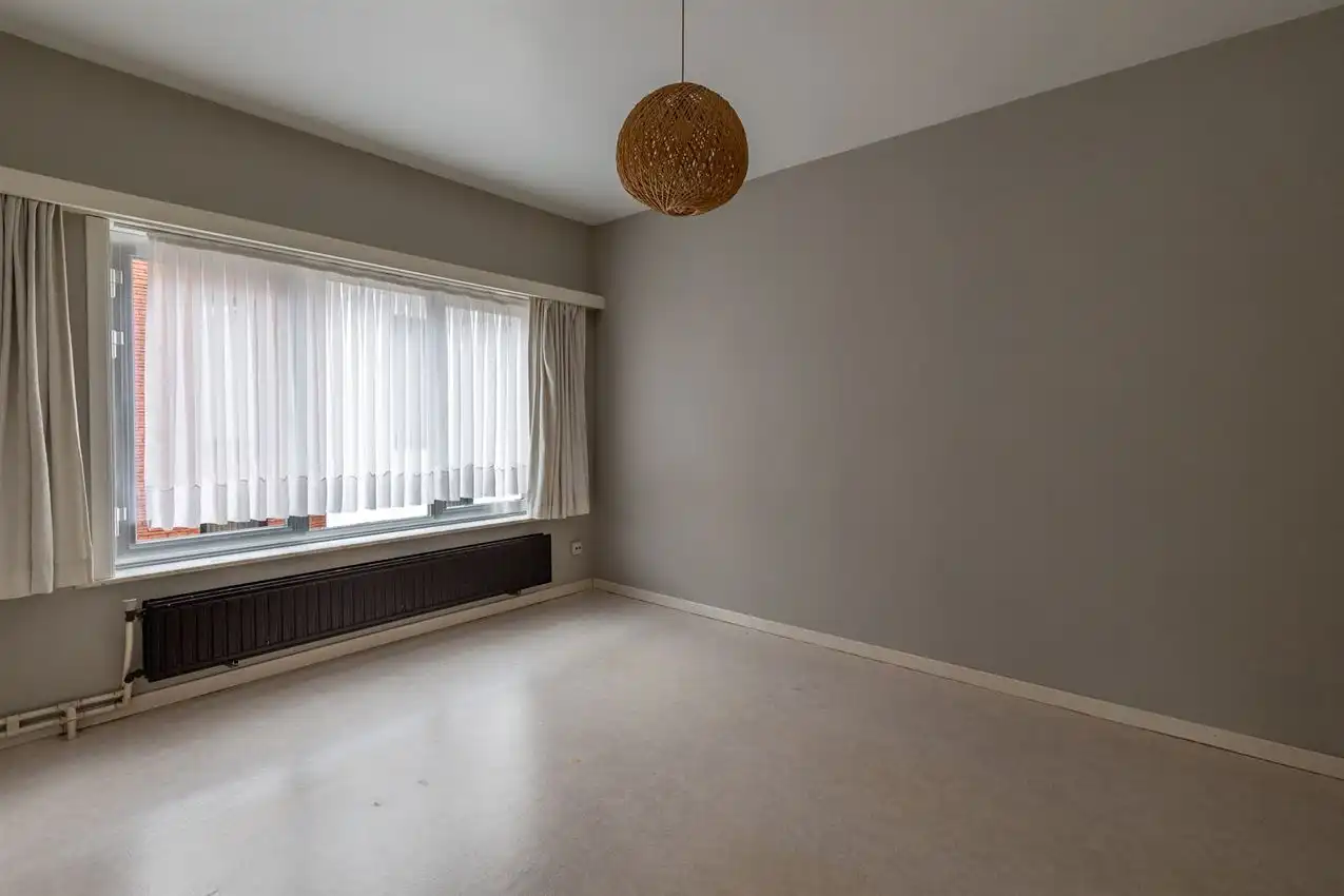 Stadswoning met 2 slk en ruimte inpandige garage foto 10