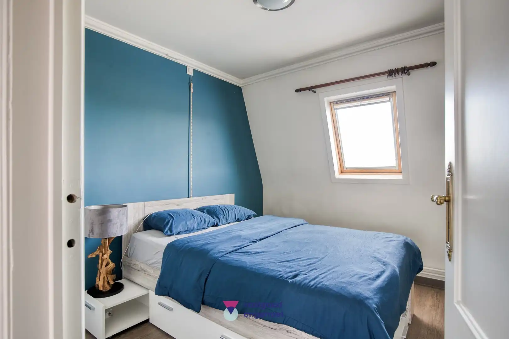 Charmante gesloten woning met zonnige tuin en garage foto 6