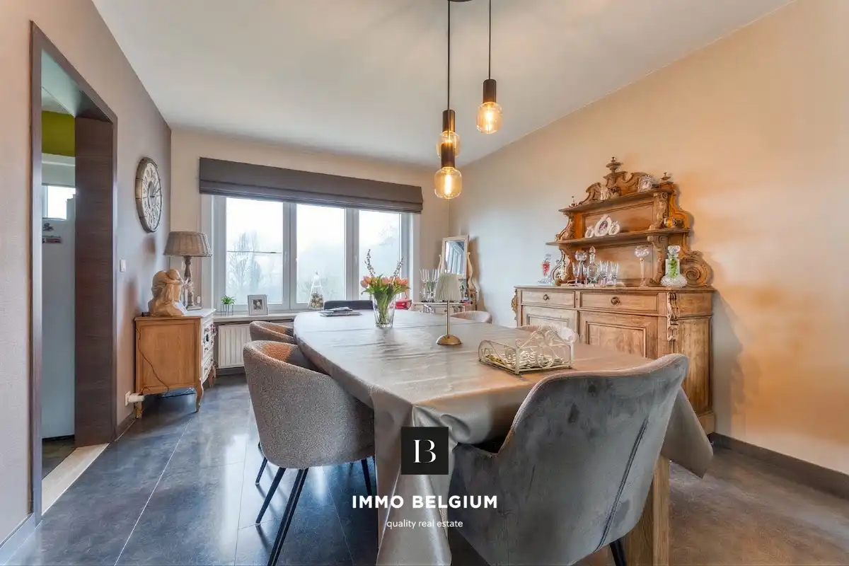 Goed onderhouden woning met zonnige tuin te Klemskerke foto 5