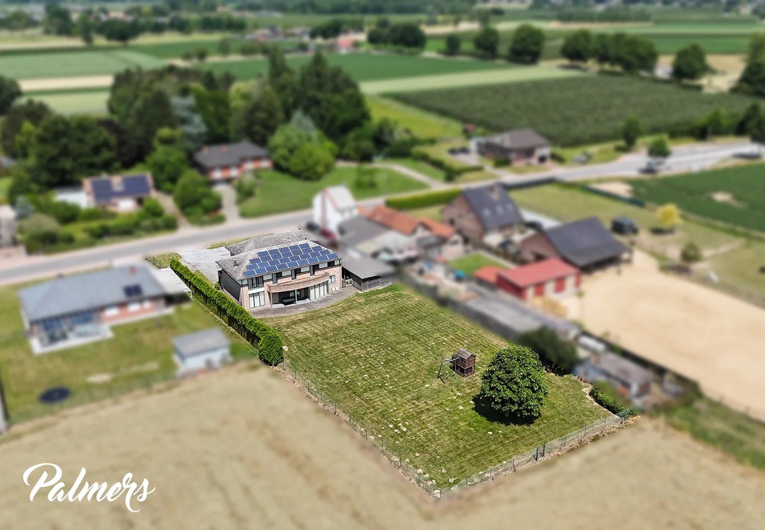 Veelzijdige villa foto 52