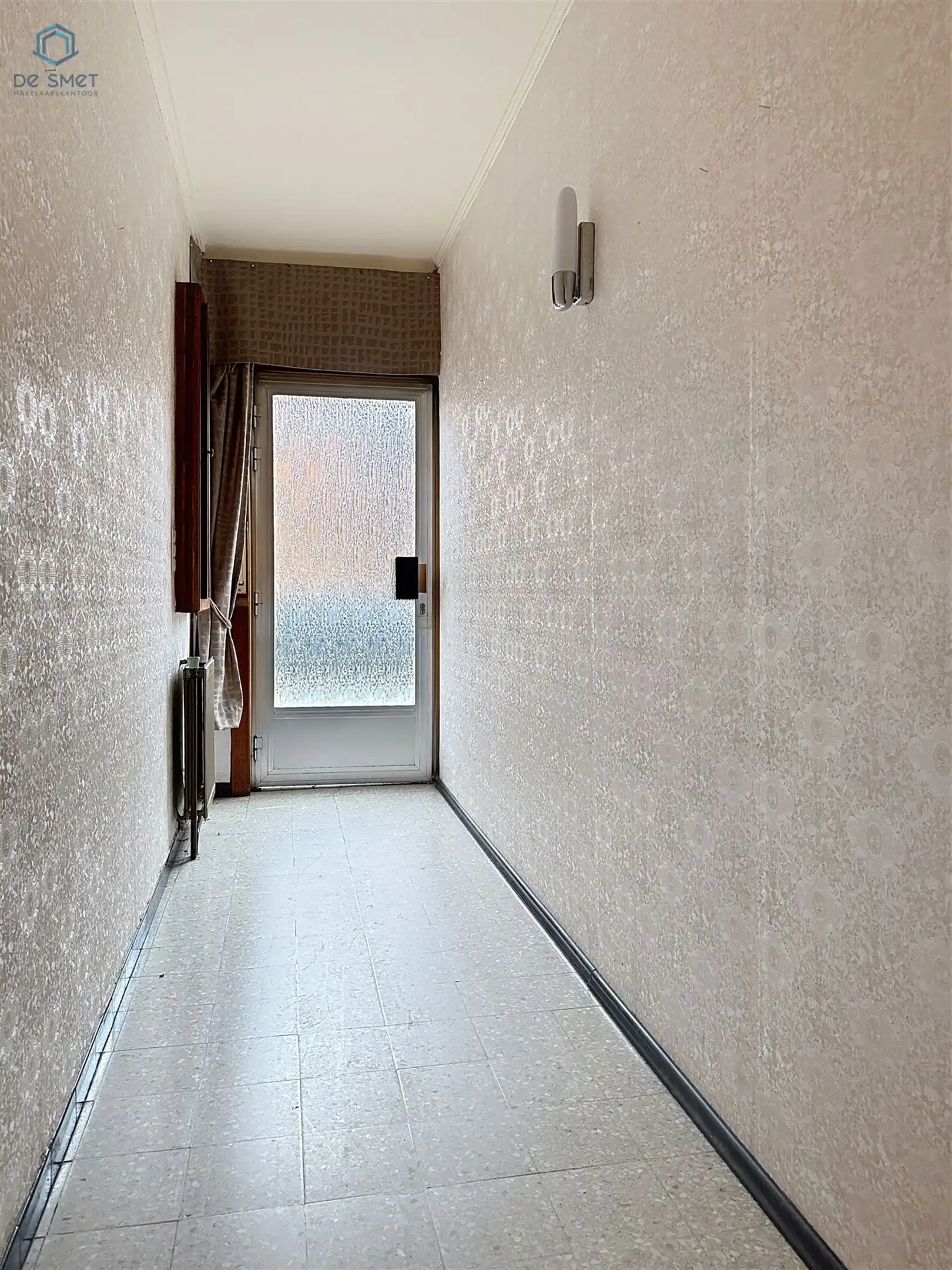 Zeer ruime woning met grote tuin, bos en landelijk uitzicht foto 4