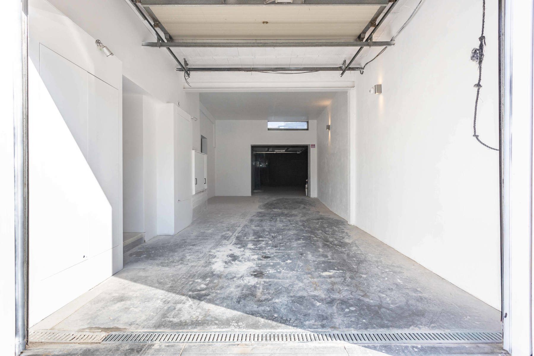 Volledig vernieuwd appartement met terras van 59m2! foto 26