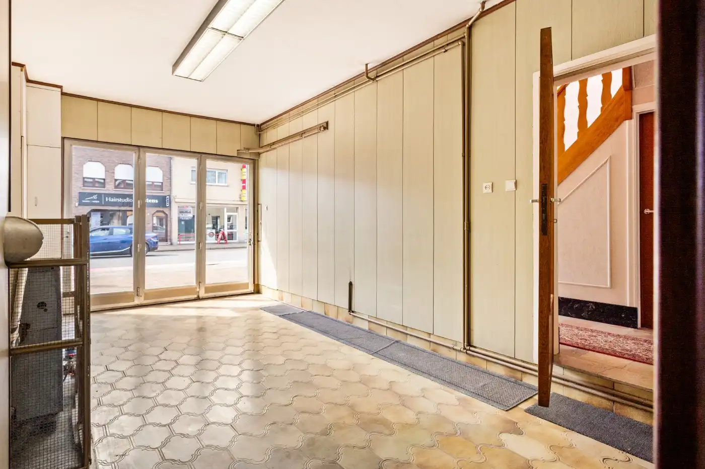 Te renoveren woning met 2 slpk., dubbele garage en tuin foto 18