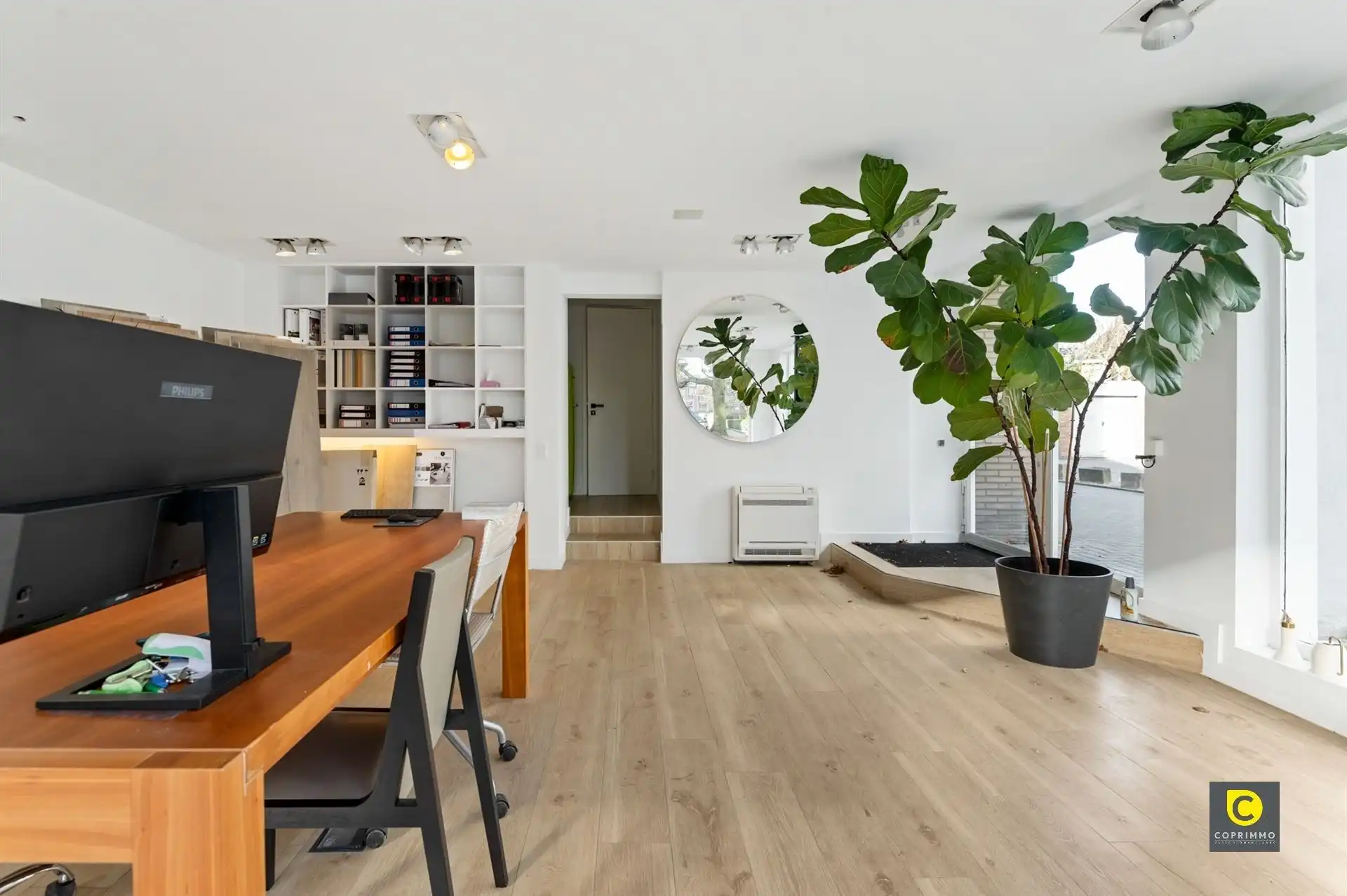 Handelsgelijksvloers/kantoor foto 6