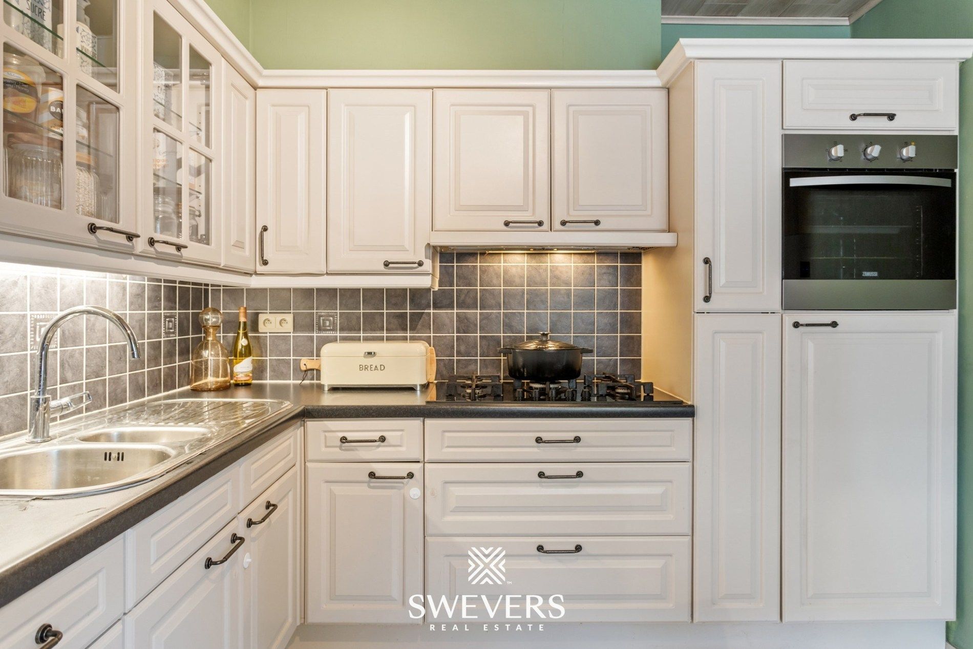 Instapklare woning met 4 slpk vlakbij het centrum van Herk-de-Stad foto 11