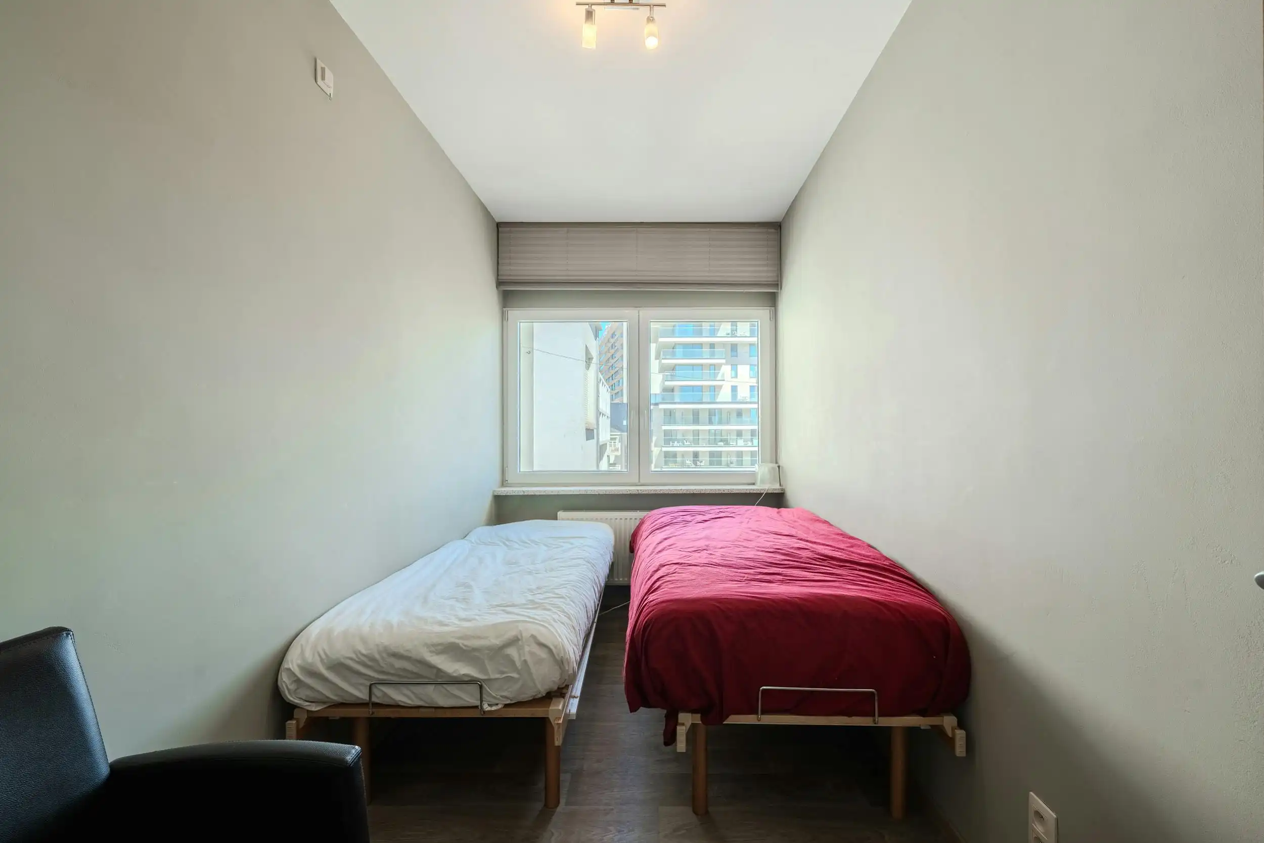 Instapklaar appartement met lateraal zeezicht te Mariakerke foto 13