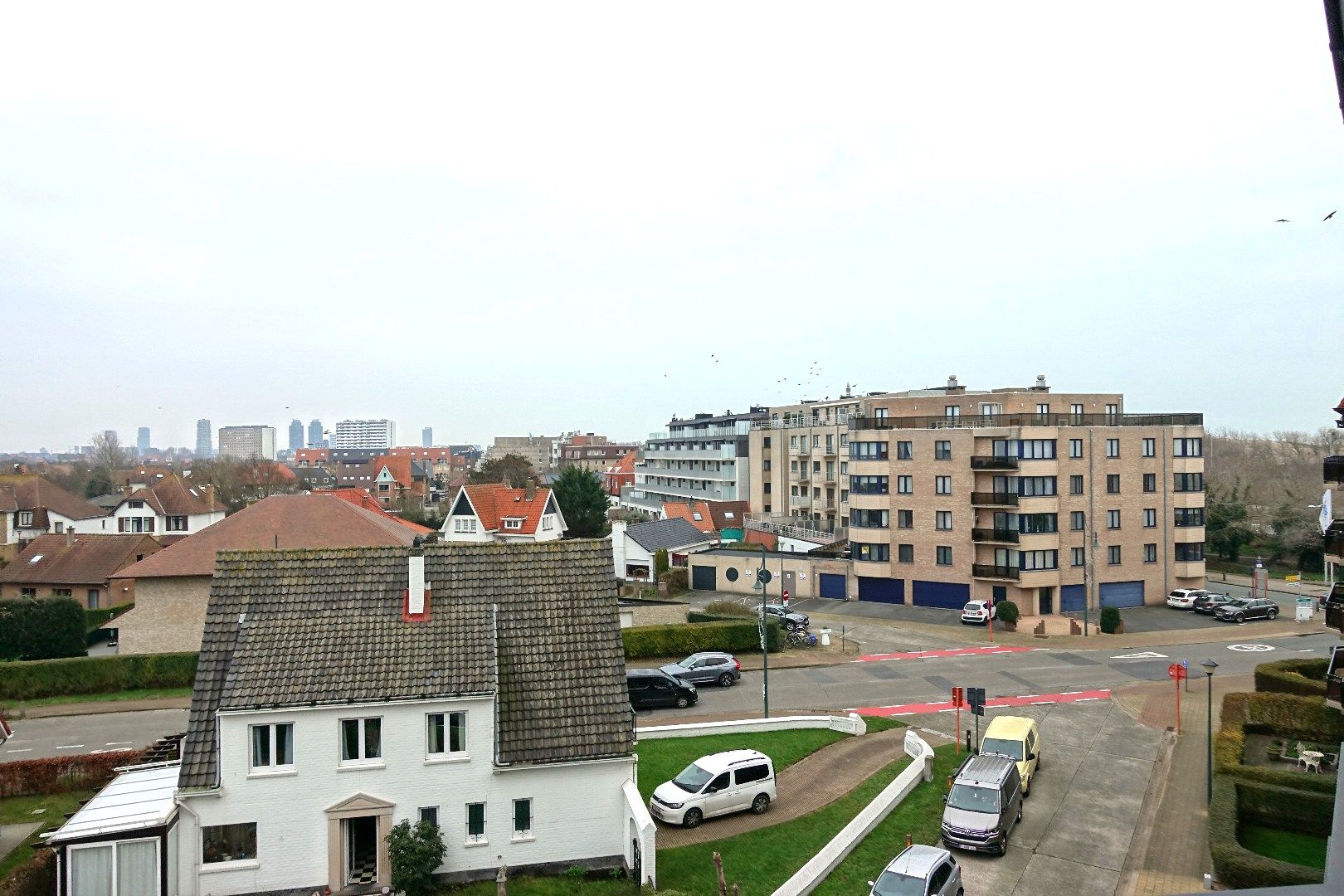 Ruim appartement met 2 slaapkamers te huur in Bredene foto 13