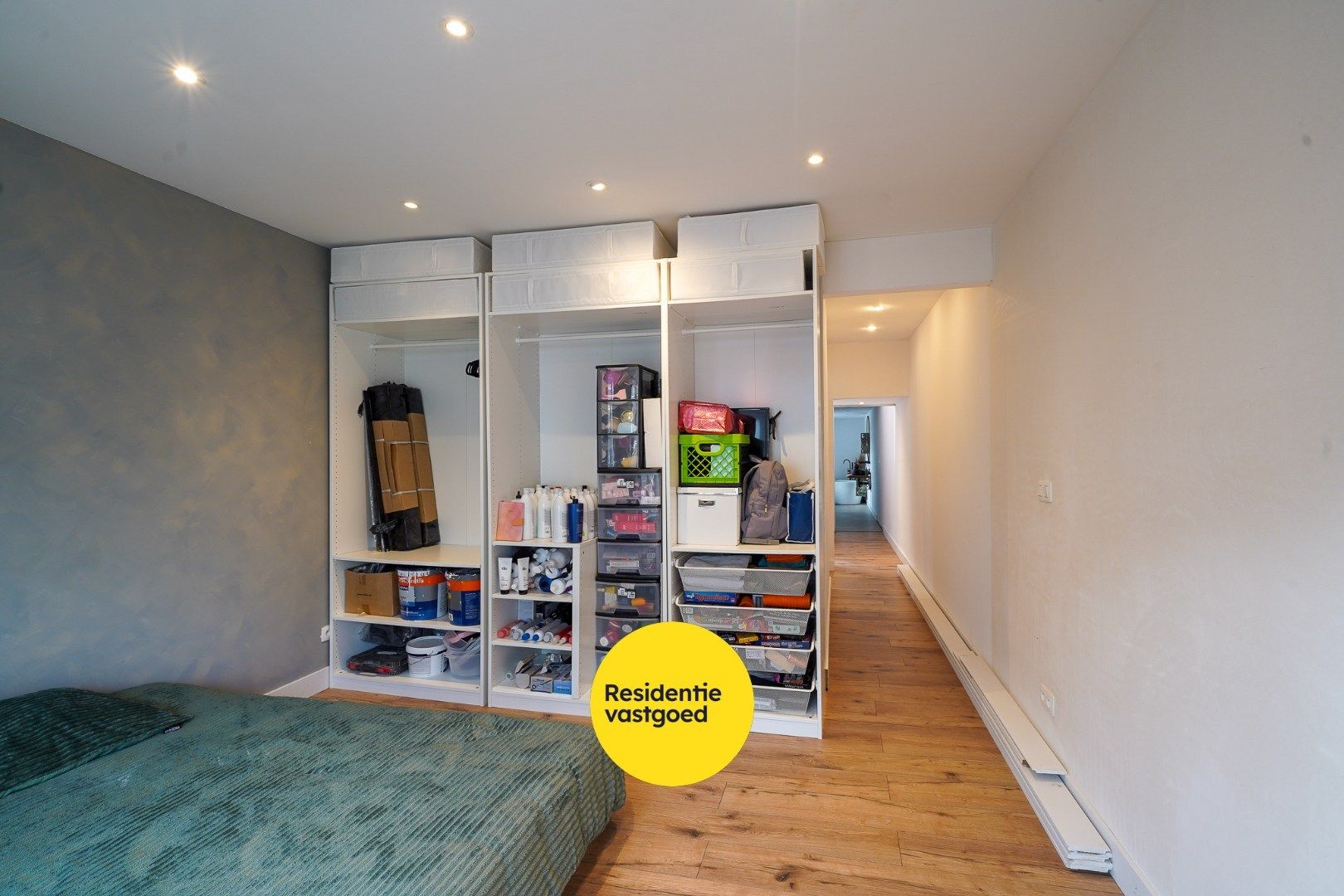 Stijlvol gerenoveerde gezinswoning met karaktervolle gevel in het hart van Mariakerke (Oostende) foto 17