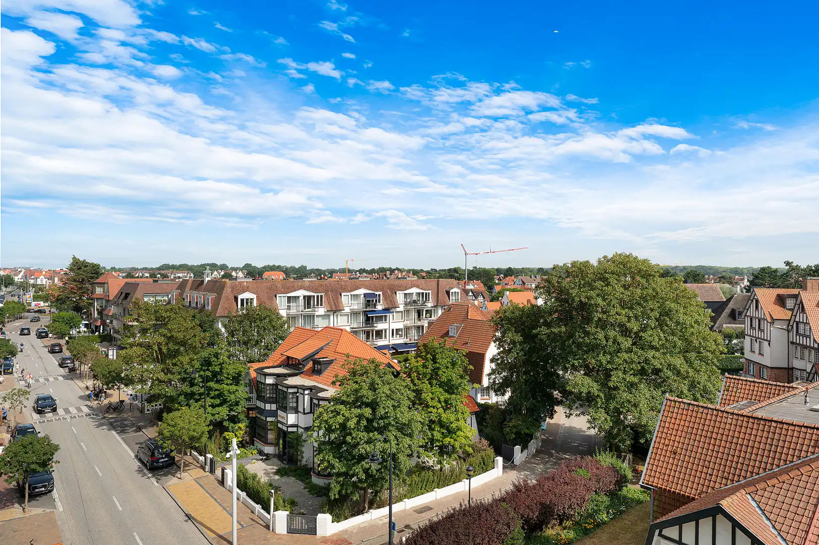 Instapklaar zuidgericht appartement met open zichten over het Zoute. foto 10