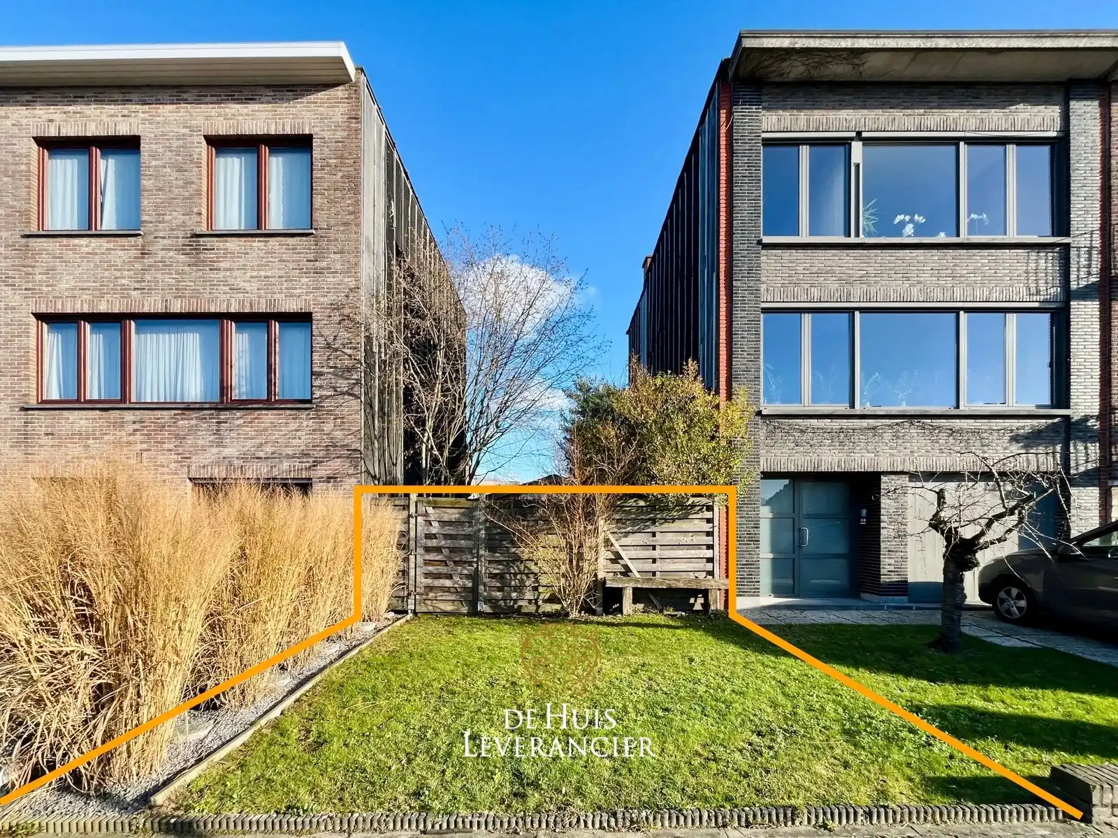 Bouwgrond voor rijwoning op rustige locatie te koop in Kontich foto {{pictureIndex}}