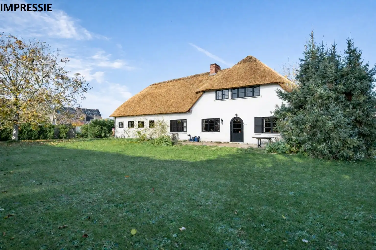 Hoevevilla op uniek perceel met veel potentieel foto 4