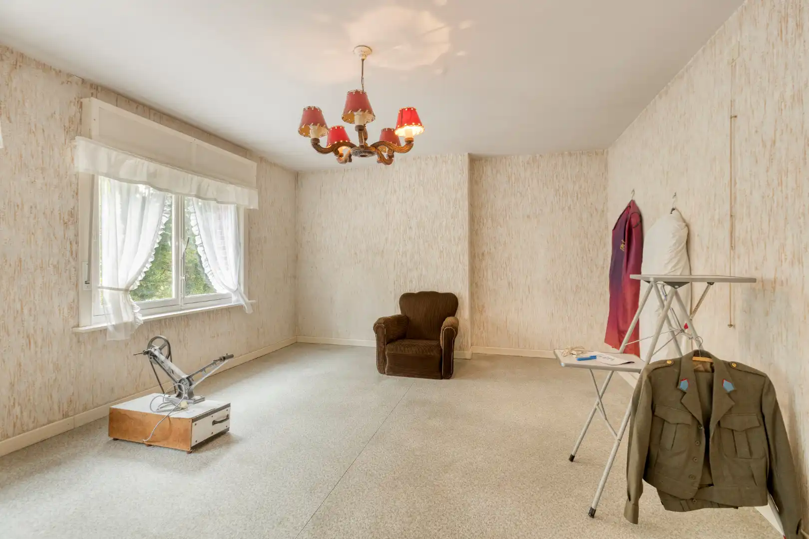 Te renoveren woning met 3 slaapkamers en ruime tuin op 1.065 m² te OLV Olen !  foto 14
