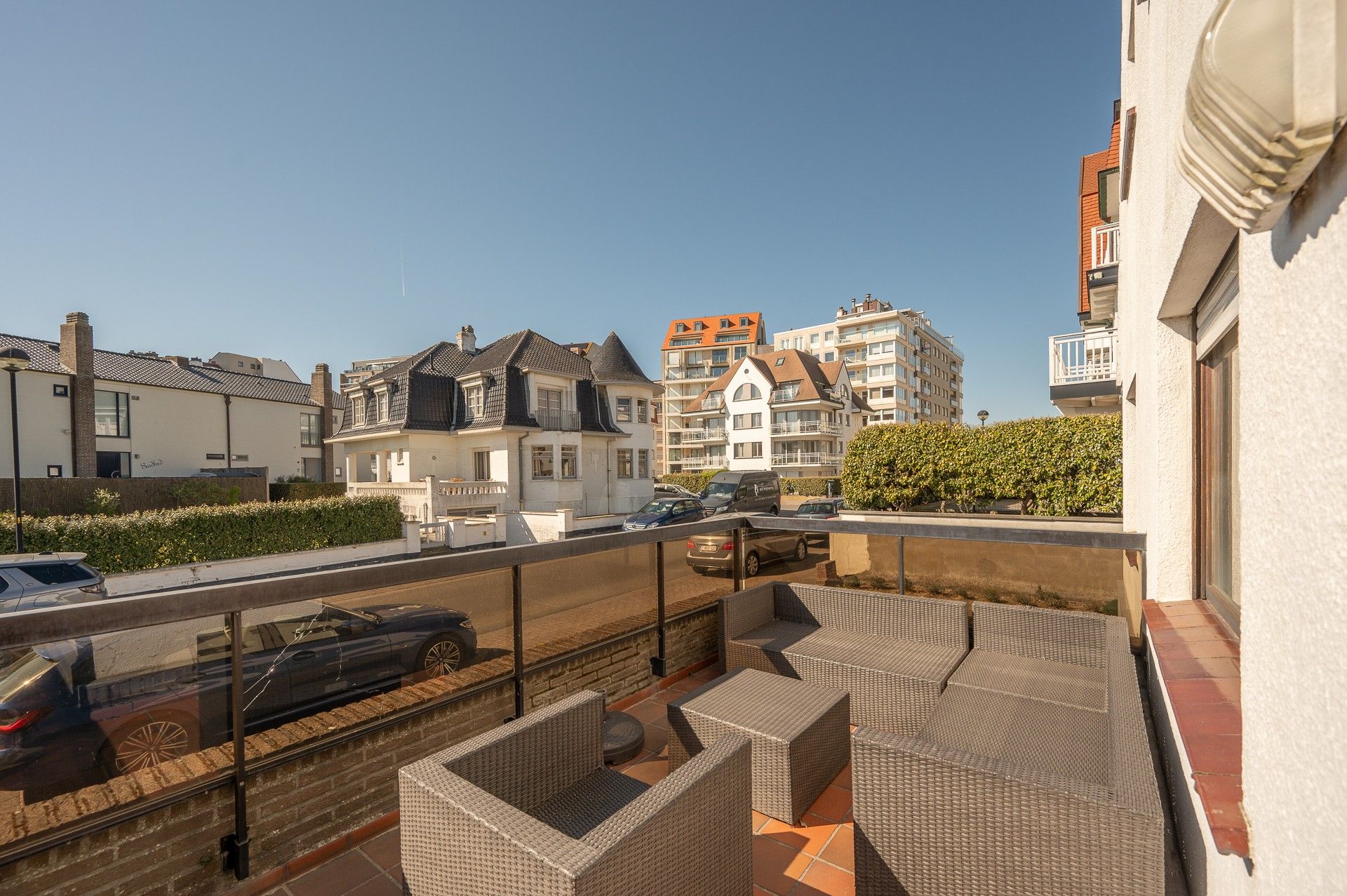 Unieke woning met potentieel op toplocatie in Knokke foto 6