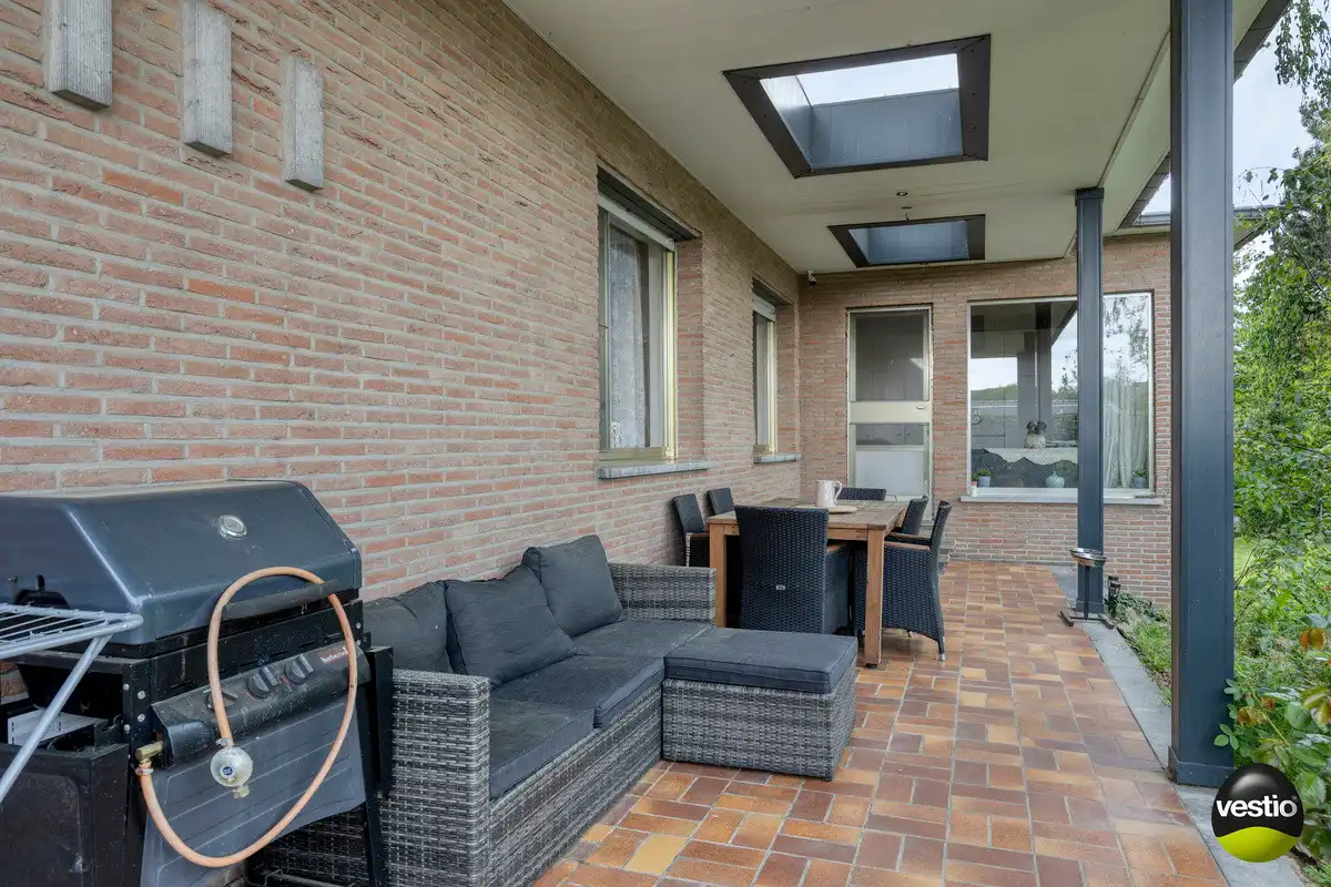 GELIJKVLOERSE WONING MET 3 SLK op 17A89CA NABIJ CENTRUM BILZEN. foto 25