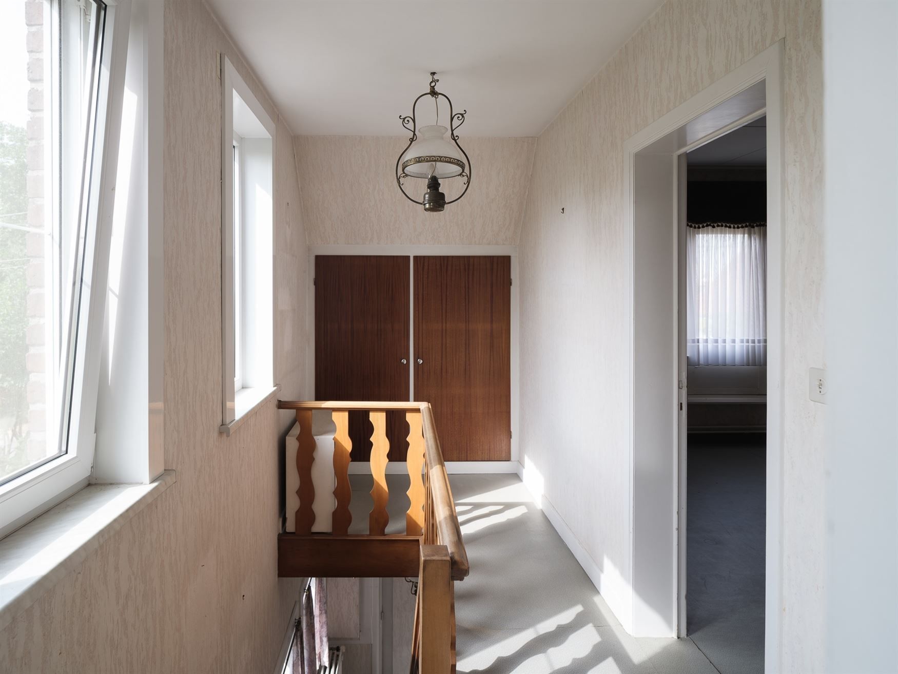 Halfopen renovatieparel in hartje Sint-Martens-Latem foto 17