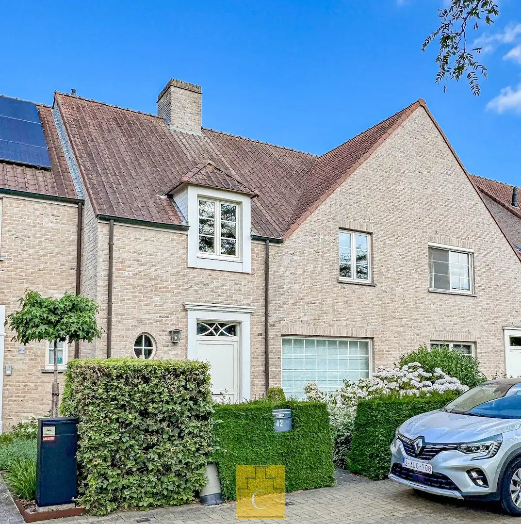 Recente woning met garage en zonnige tuin in Sint-Andries foto 17