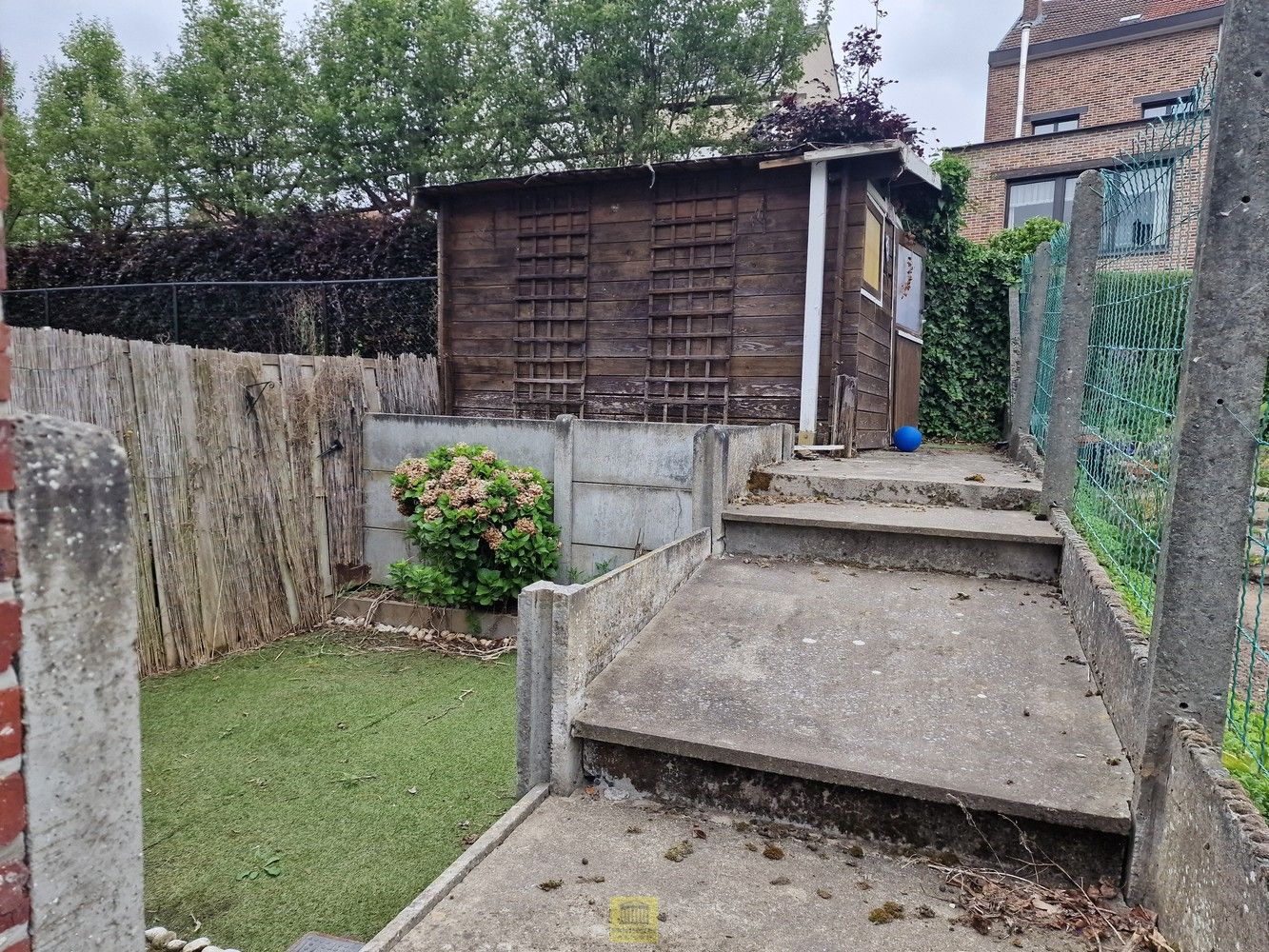 Interessant opbrengsteigendom met 3 appartementen in het hart van Vlezenbeek foto 11