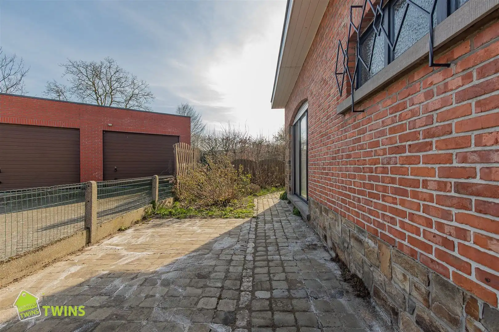 HOB met 3slps met tuin en garage  foto 25