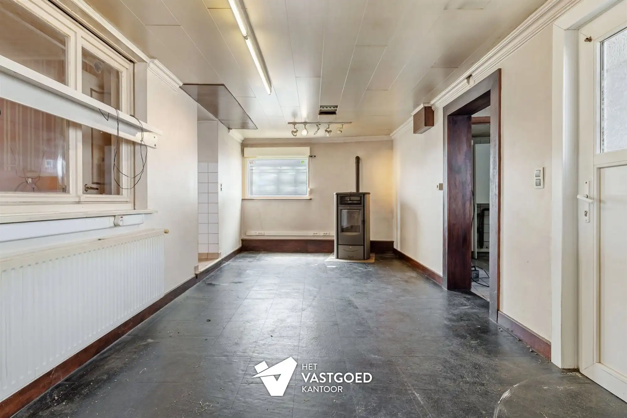 WONING MET POTENTIEEL EN CA 90M2 BIJGEBOUWEN OP MOOIE LIGGING foto 9