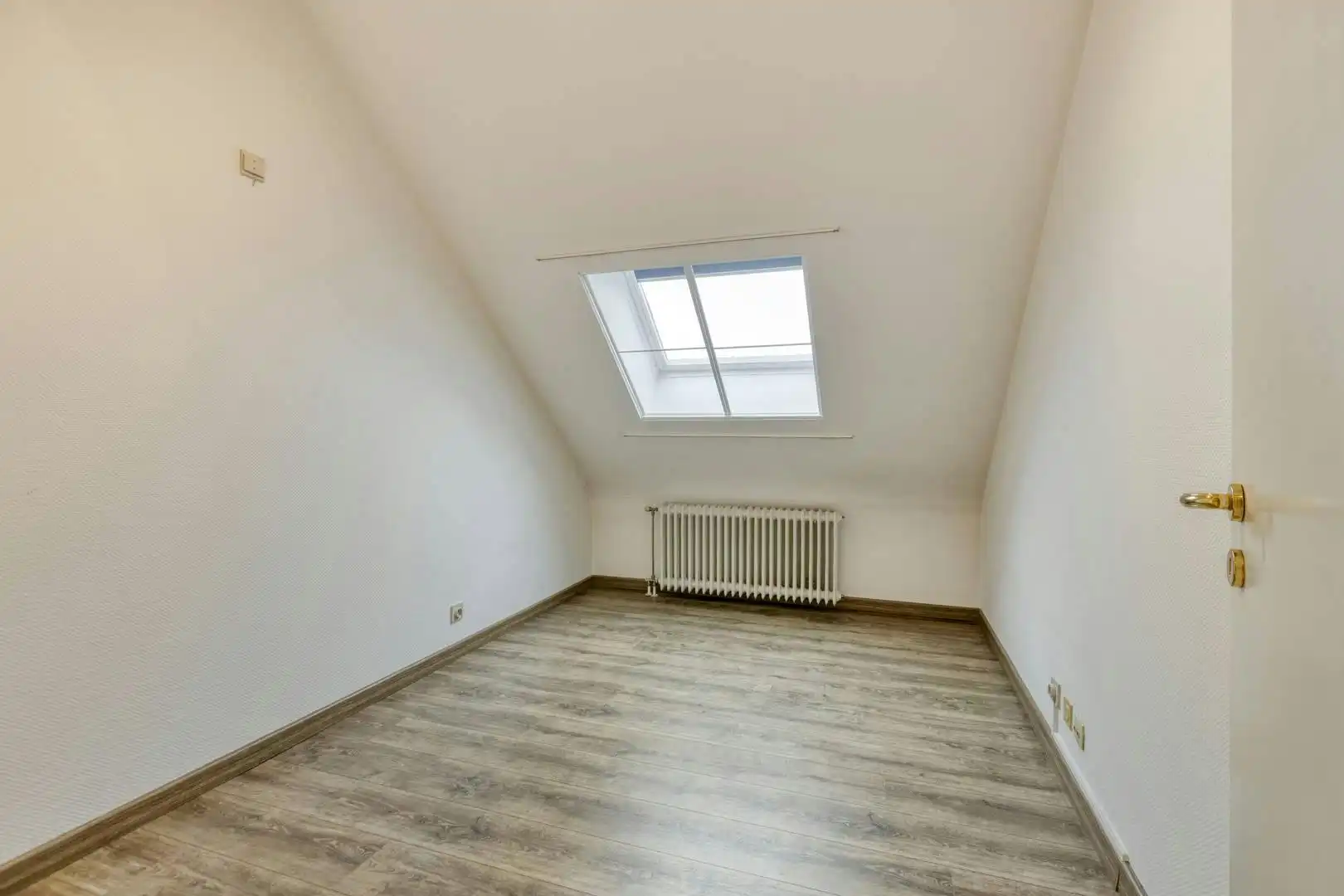 Instapklaar penthouse met uniek uitzicht over de Groene Boulevard van Hasselt foto 14