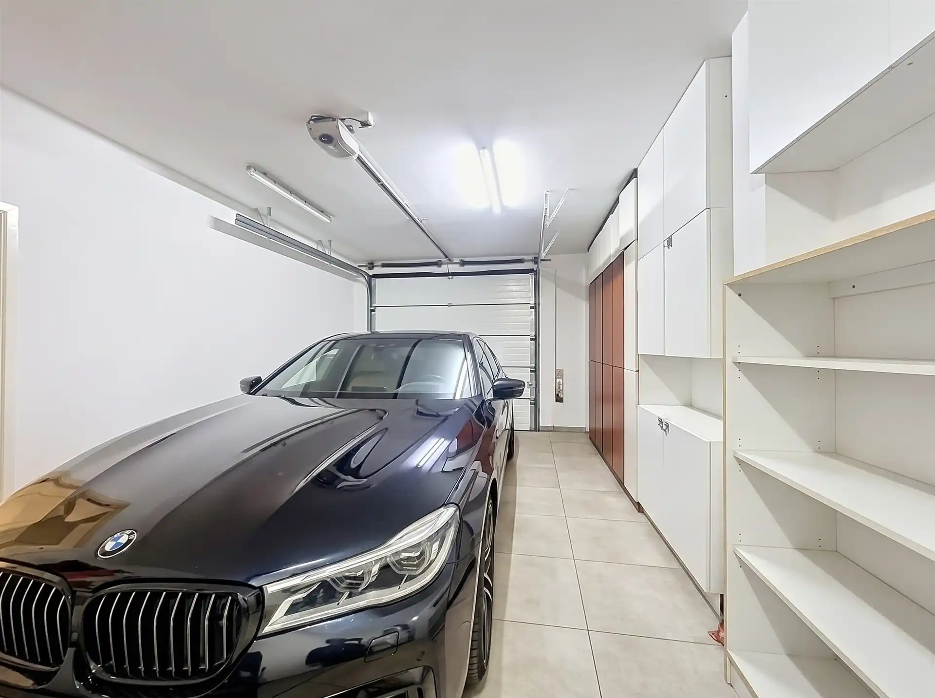 Prachtige instapklare woning met 6 slaapkamers en 2 badkamers! foto 23