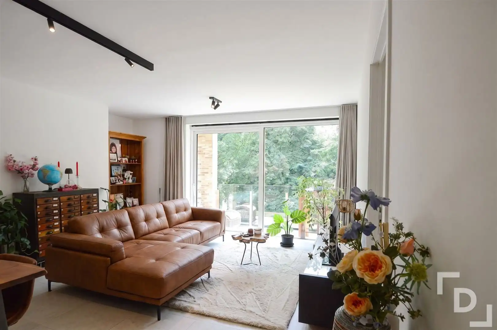 Modern appartement met staanplaats te huur in centrum Ieper foto 3