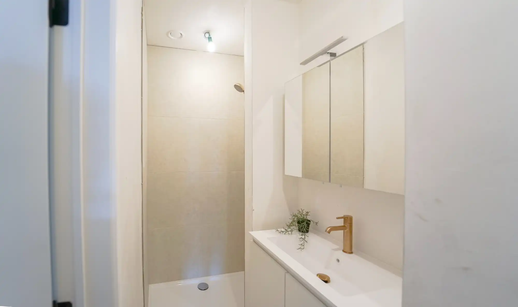 Nieuwbouwwoning met 4 slaapkamers, tuin en terrassen aan de Zuidkaai in Gent Nieuwbouw kopen aan 6% btw? foto 18