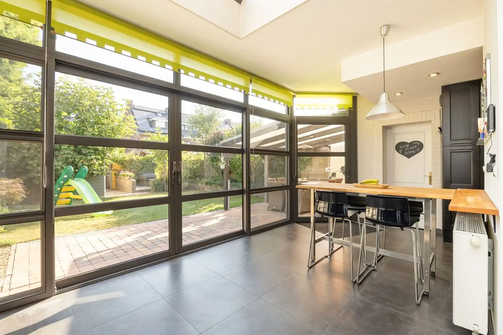 Instapklare halfopen woning in kindvriendelijke woonwijk. foto 12
