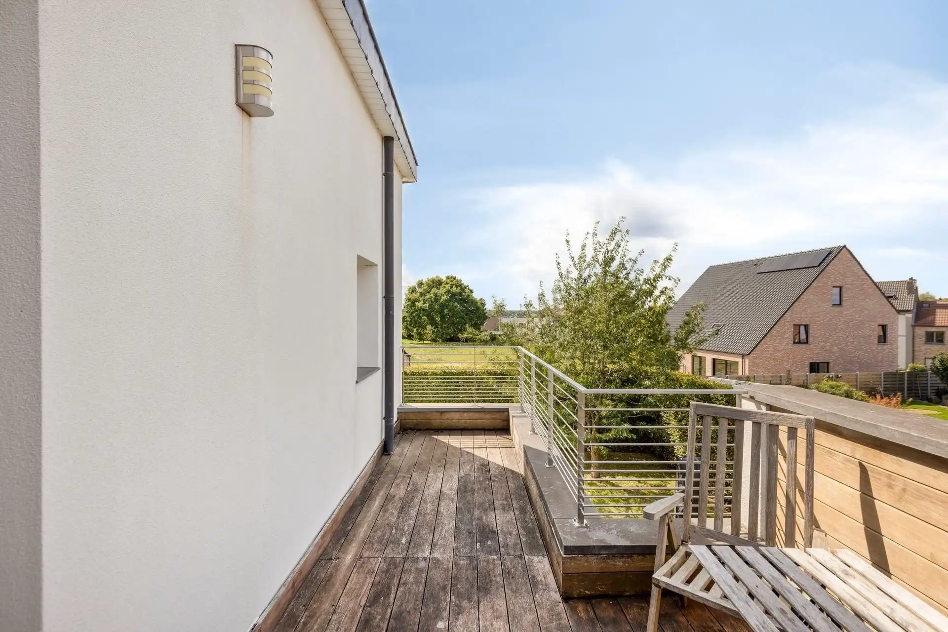 Volledig gerenoveerde serristenvilla foto 23
