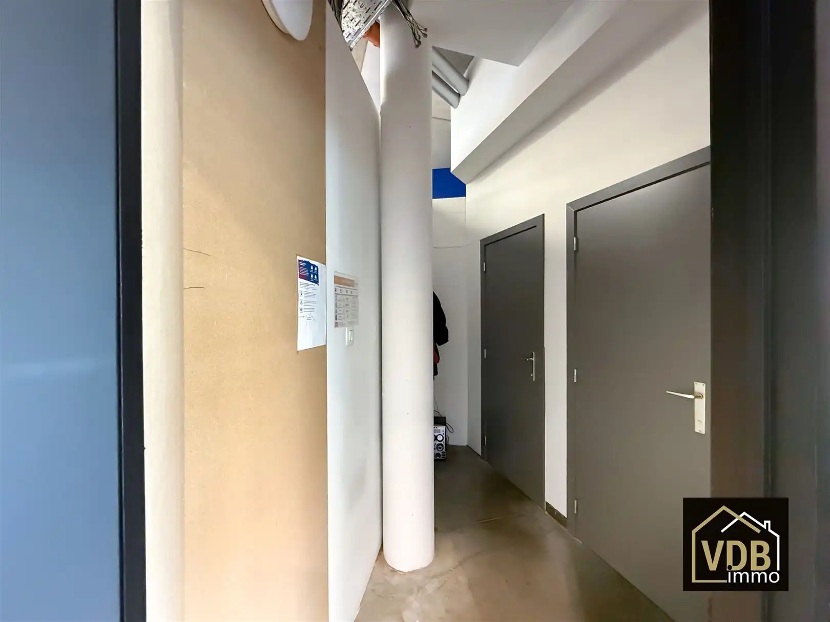 Commercieel pand op TOP locatie foto 39