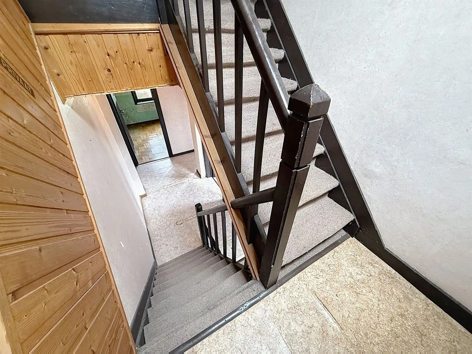 Te renoveren halfopen bebouwing, 4 slpks, garage en tuin foto 15