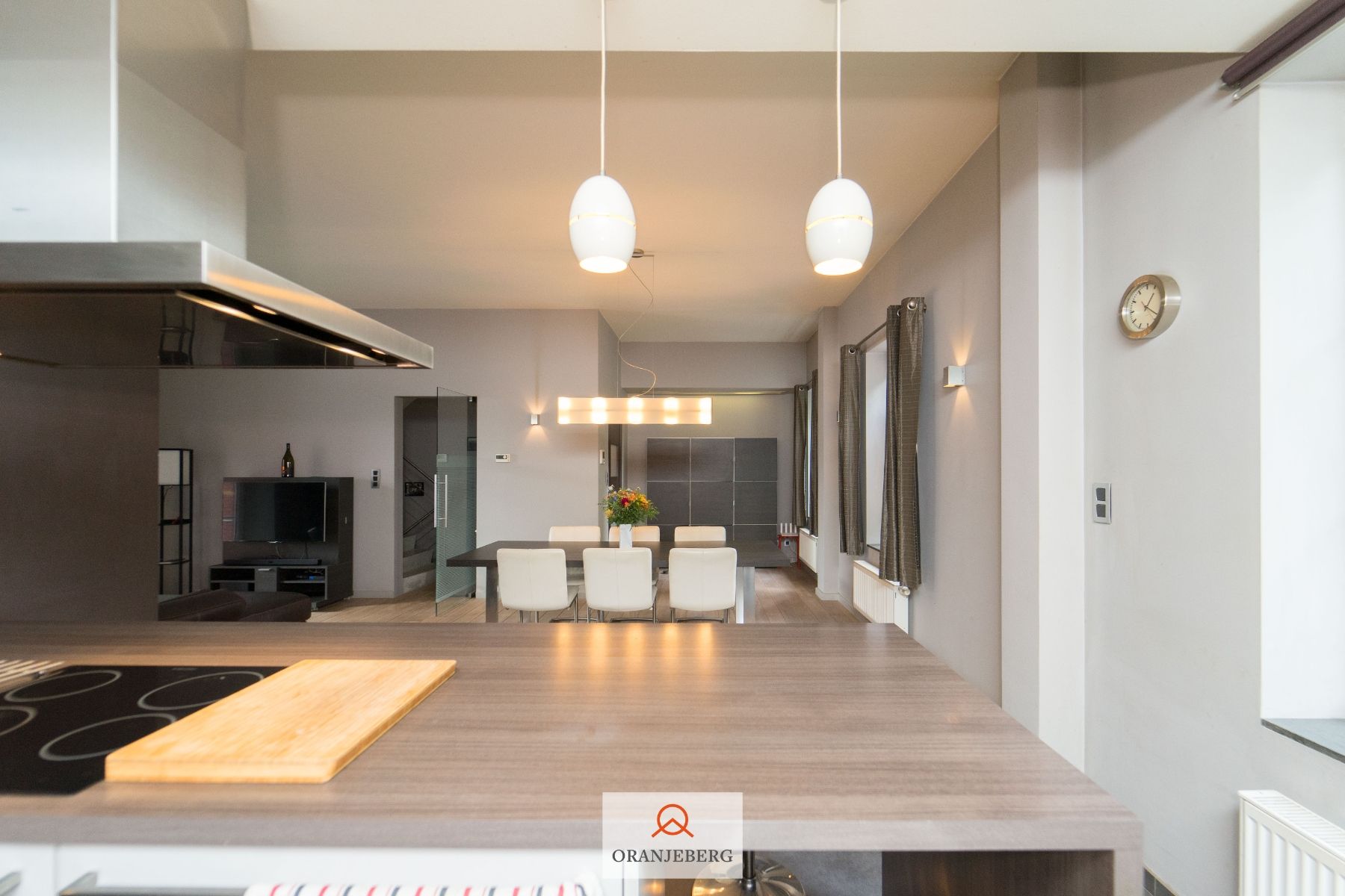Leuke woning tussen Prinsenhof en Begijnhof aan het water foto 18