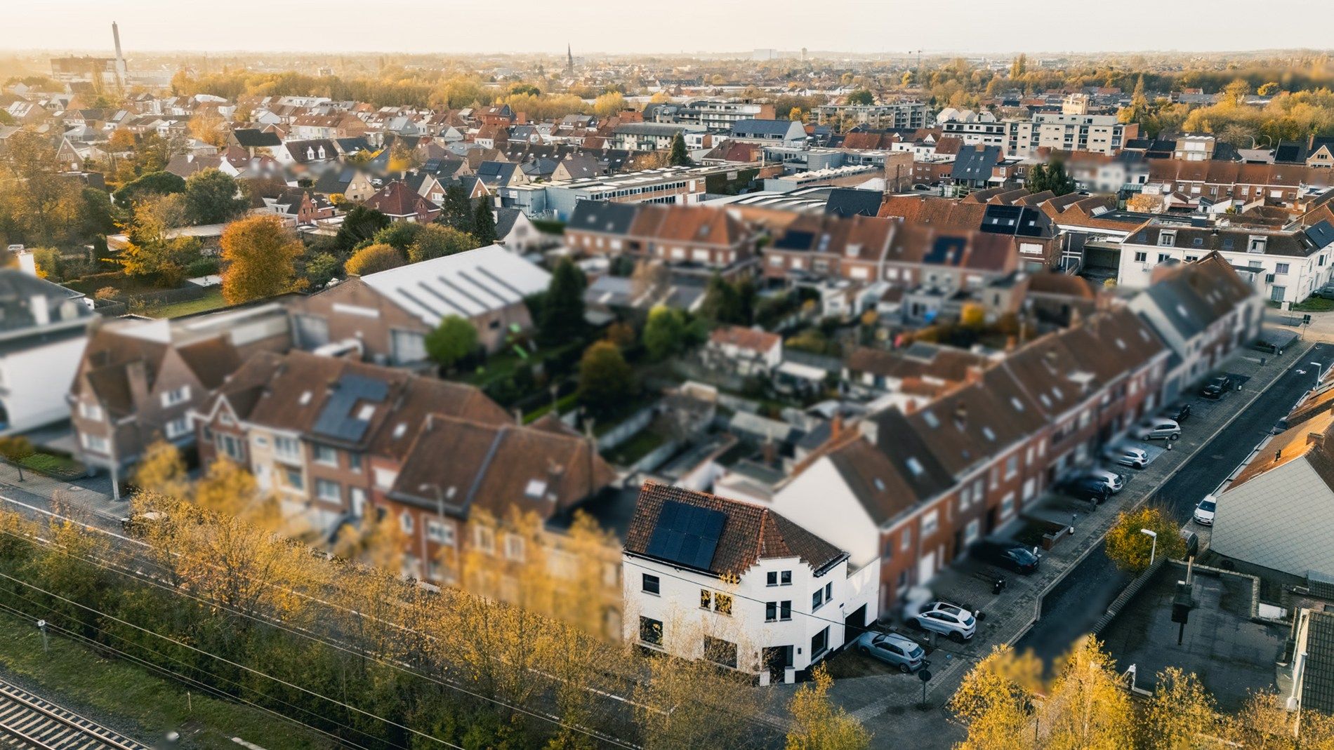 Gerenoveerde hoekwoning te koop in Harelbeke met 3/4 slaapkamers, inpandige garage, zonnige tuin en dakterras.  foto 20