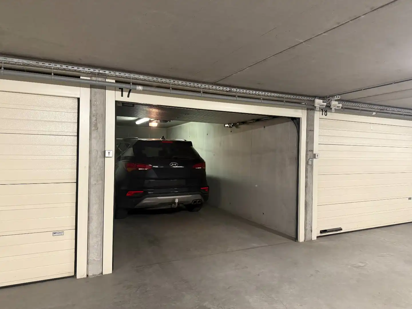 RUIME GARAGEBOX ONDER KINEPOLIS OOSTENDE  foto 4
