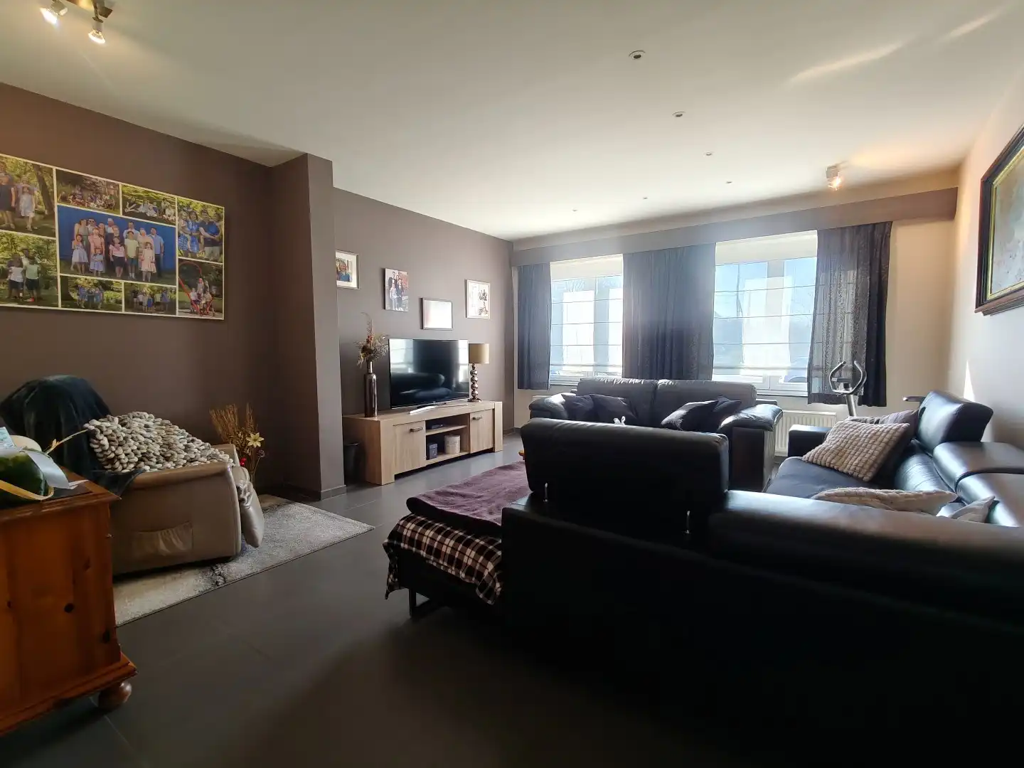 Ruime halfopen bebouwing met garage en 3 slaapkamers in Sint-Niklaas foto 3