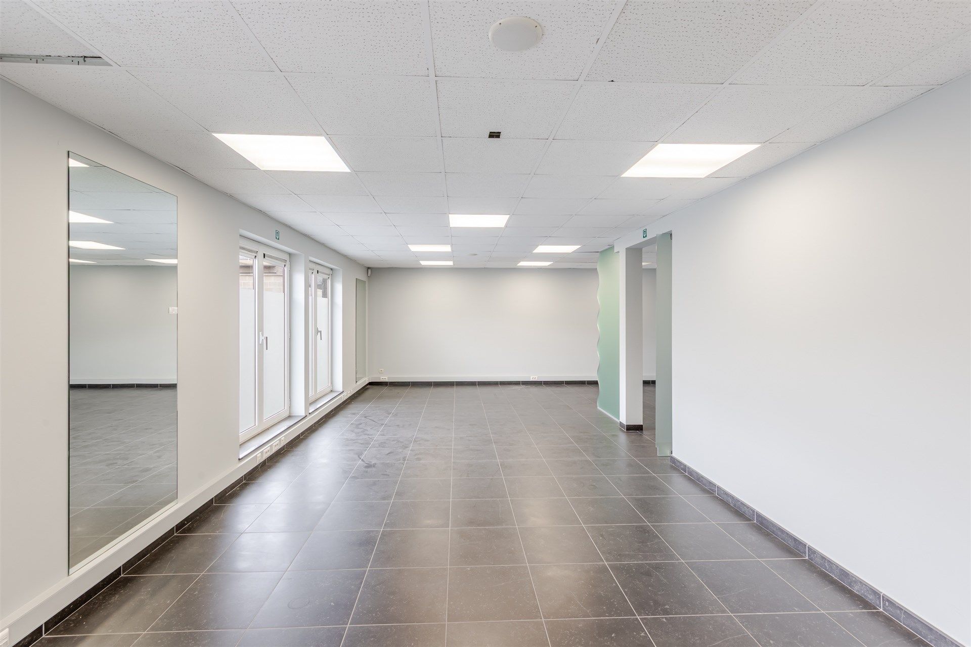Veelzijdige commerciële ruimte / praktijkruimte foto 3