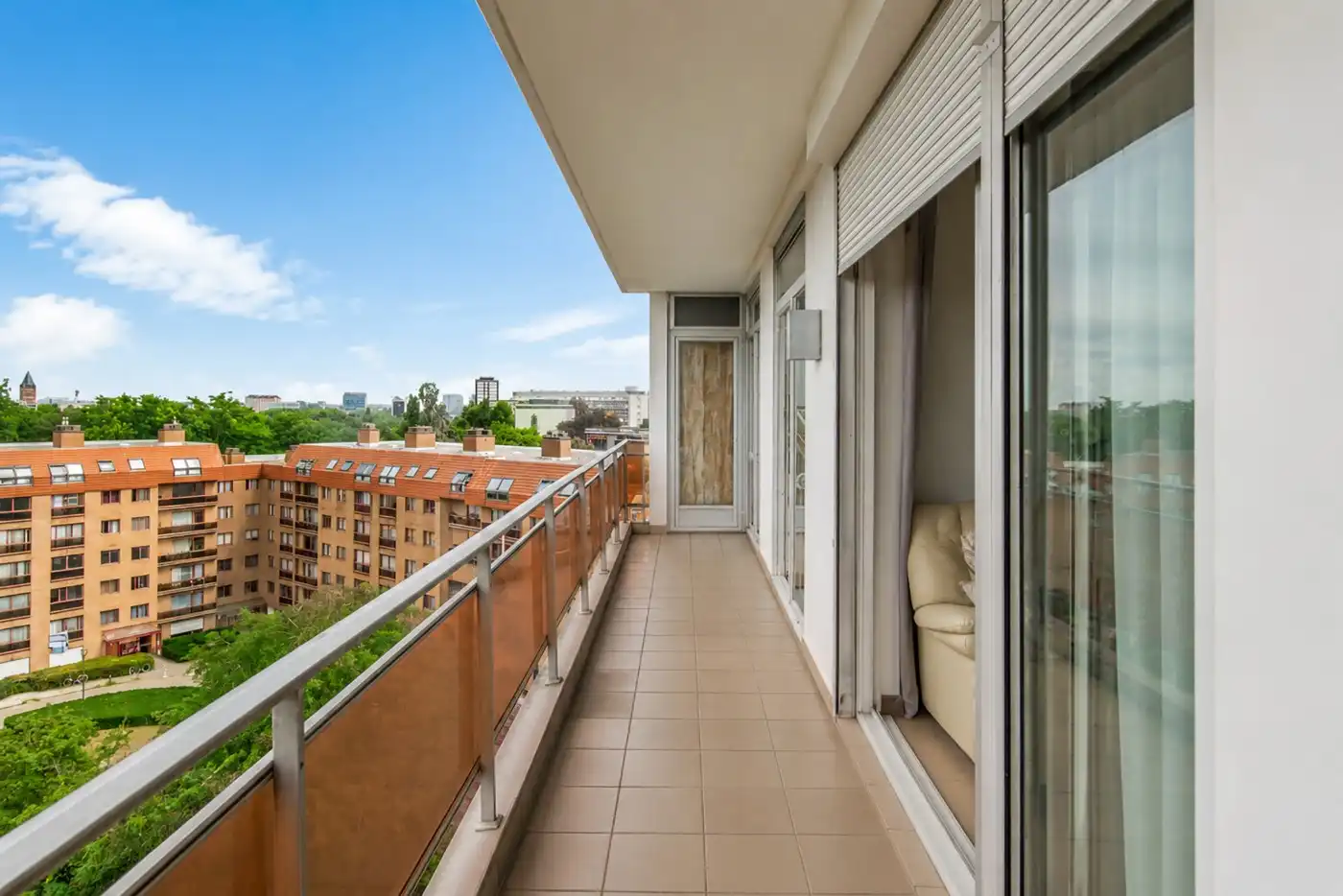 Ruim 3-slpk. appartement met terras en prachtig zicht in Berchem foto 18