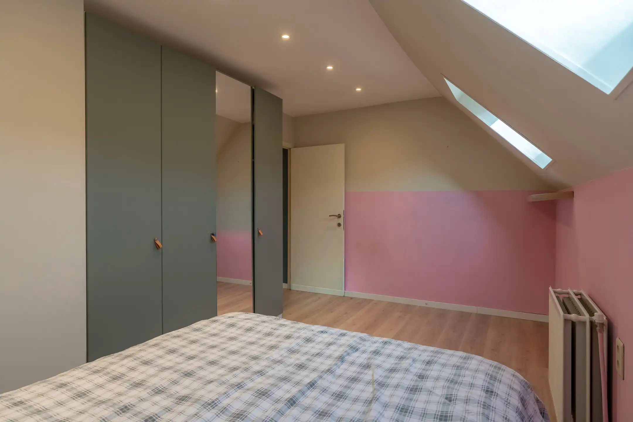 Gerenoveerde woning met 3slpk nabij centrum Turnhout foto 22